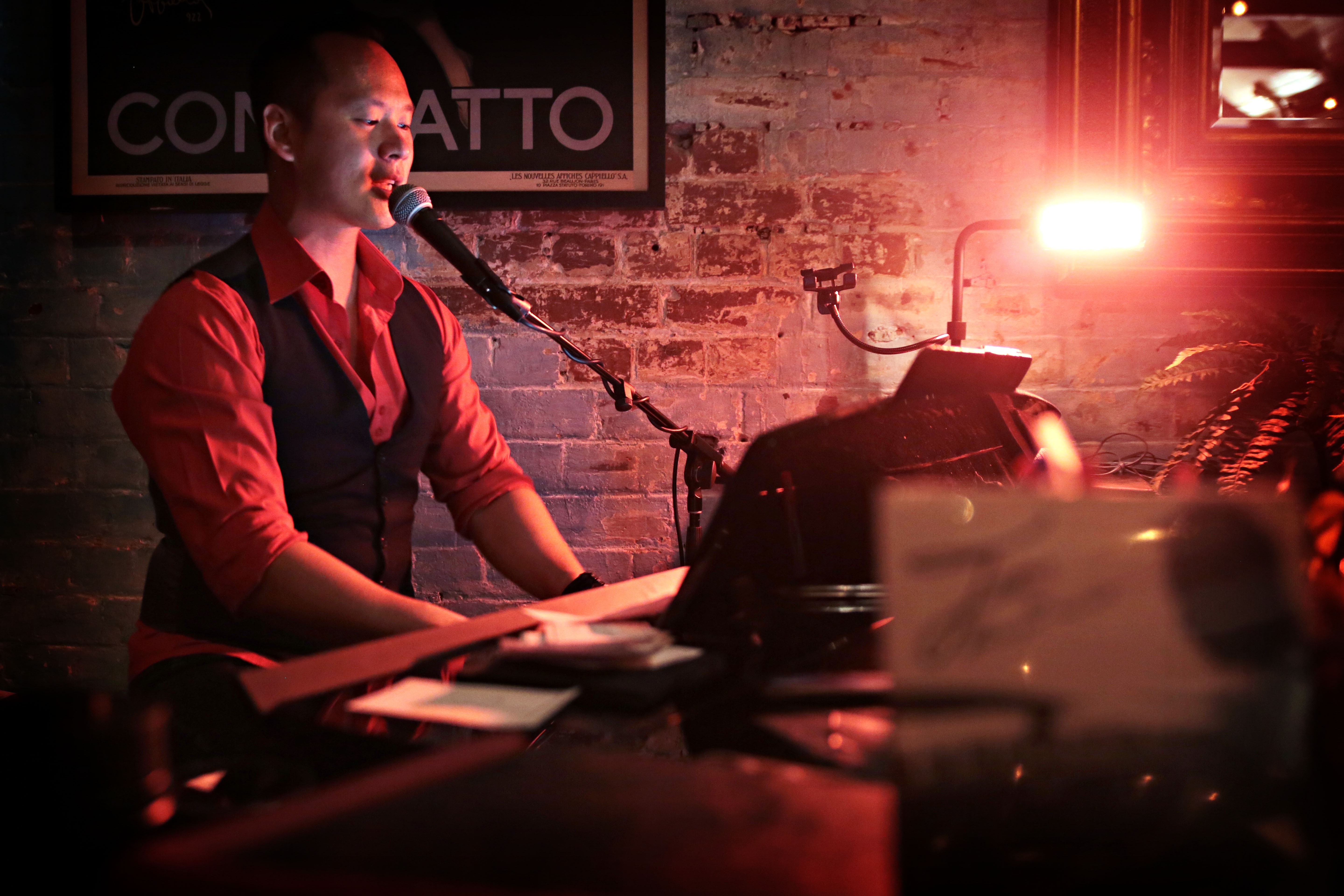 Jam the Piano Man photo 3