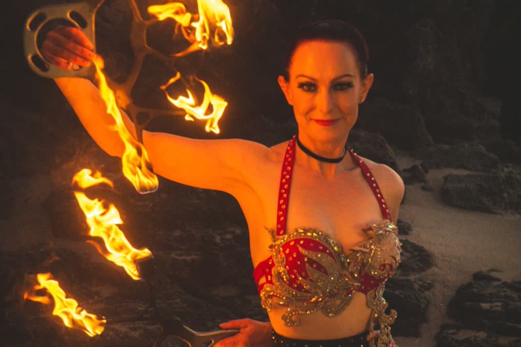 Fyrebird Entertainment LED & Fire Dancer