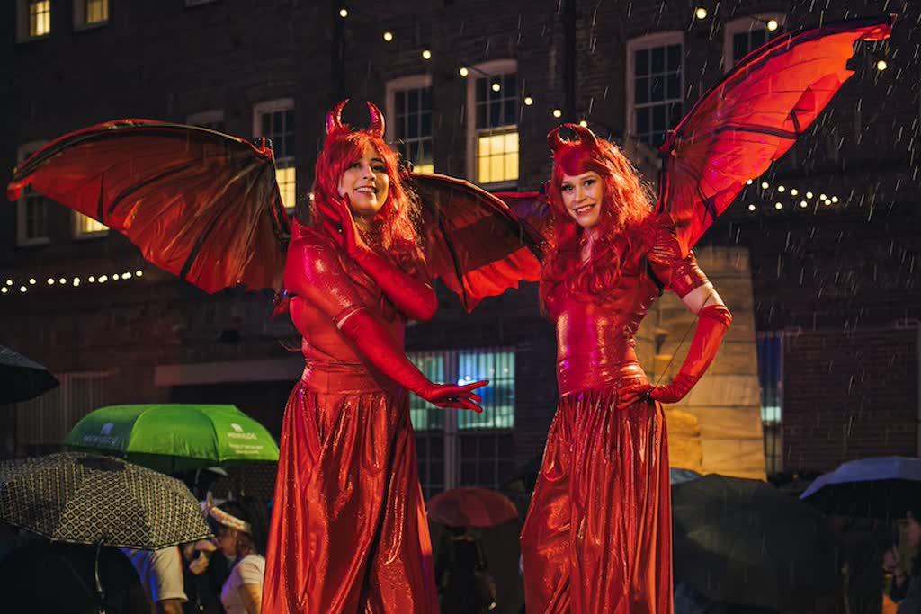Devil Darling Stilt Walkers