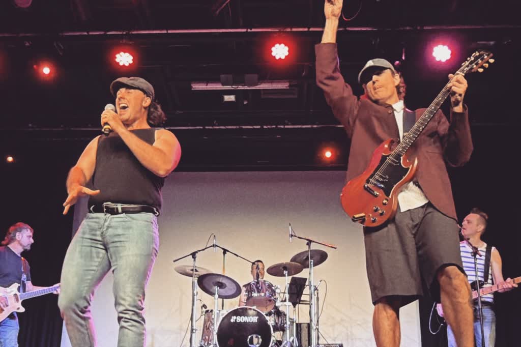 Let There Be Rock - AC/DC Tribute photo 2