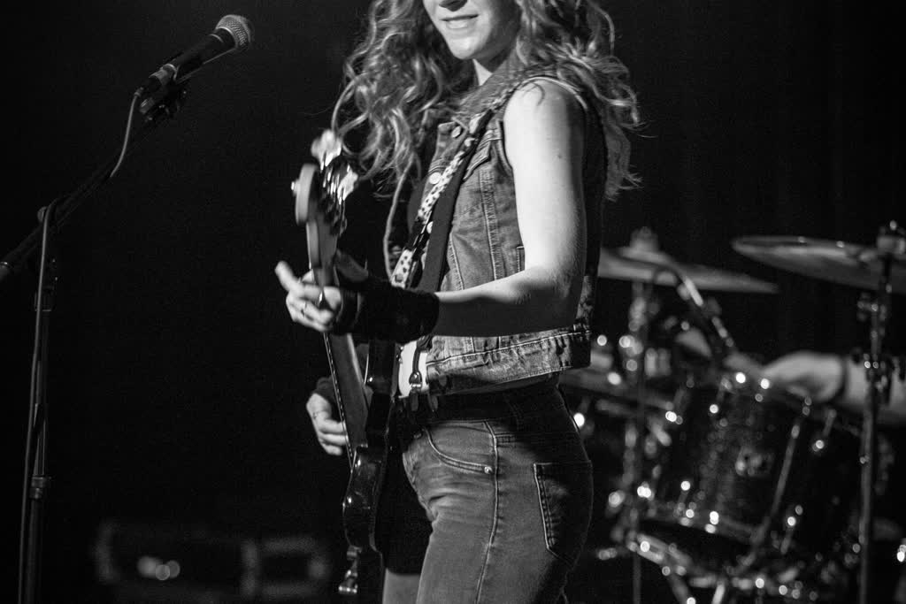 Use Your Roses - a Guns N' Roses Tribute Band photo 2
